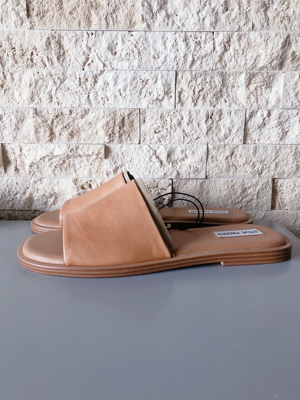 Steve Madden Leather Slide Mules Tan women’s sandals size 11 - Picture 3 of 13